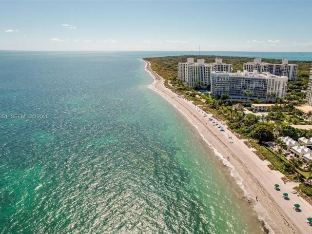 Продажа квартиры #1805 - фото 7404378