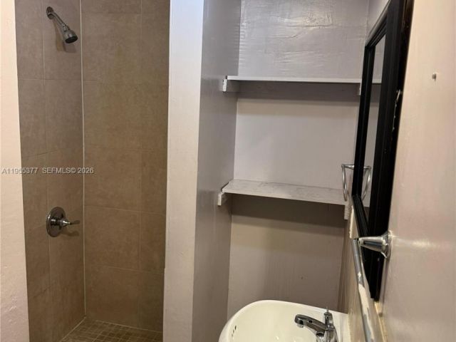 Дом в аренду по адресу  - фото 7452296