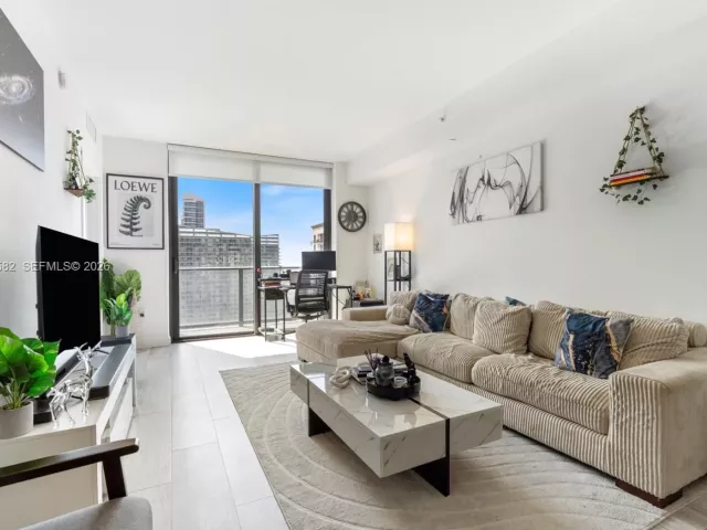 Продажа квартиры #3005 - фото 7325029