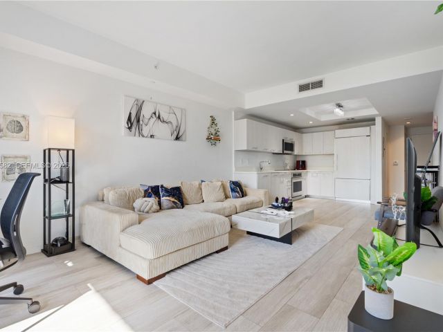 Продажа квартиры #3005 - фото 7325027