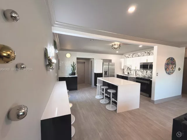 Дом в аренду по адресу 1532 N Andrews Ave - фото 7398369