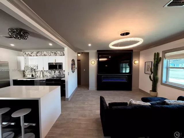 Дом в аренду по адресу 1532 N Andrews Ave - фото 7398370