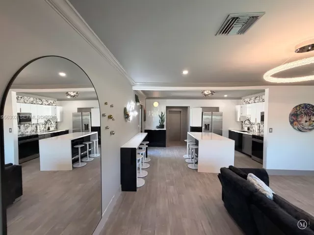 Дом в аренду по адресу 1532 N Andrews Ave - фото 7398372