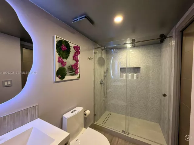 Дом в аренду по адресу 1532 N Andrews Ave - фото 7398363