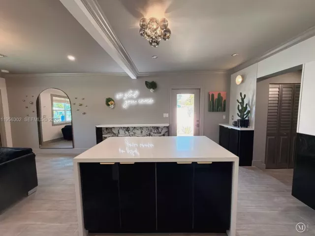 Дом в аренду по адресу 1532 N Andrews Ave - фото 7398365