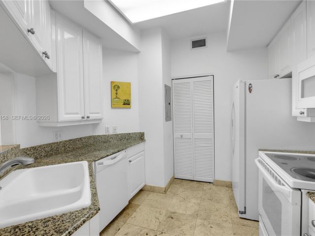 Квартира в аренду номер701 - фото 7434373