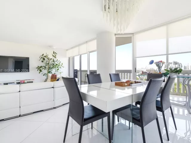 Продажа квартиры #2806 - фото 7350724