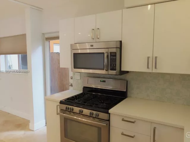 Дом в аренду по адресу 7312 Gary Ave 7312 - фото 7315833