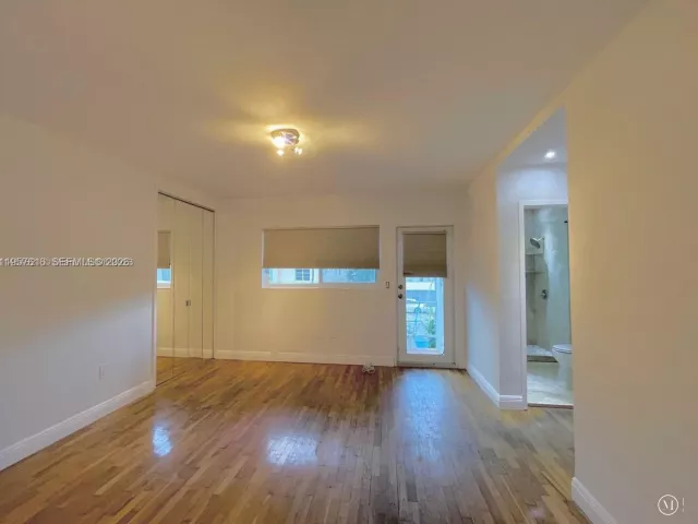 Дом в аренду по адресу 7312 Gary Ave 7312 - фото 7315822