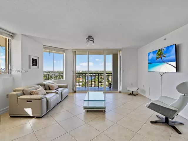 Продажа квартиры #1002 - фото 7341588