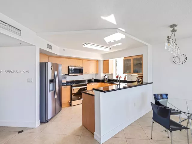 Продажа квартиры #1002 - фото 7341577