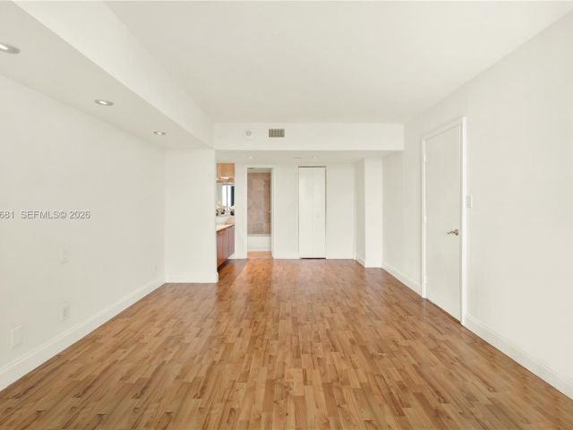 Продажа квартиры #1222 - фото 7368076