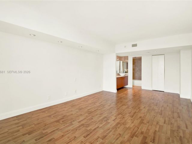 Продажа квартиры #1222 - фото 7368079