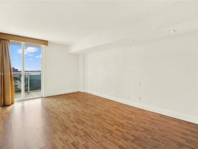 Продажа квартиры #1222 - фото 7368080