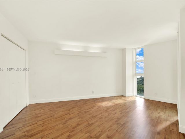 Продажа квартиры #1222 - фото 7368093