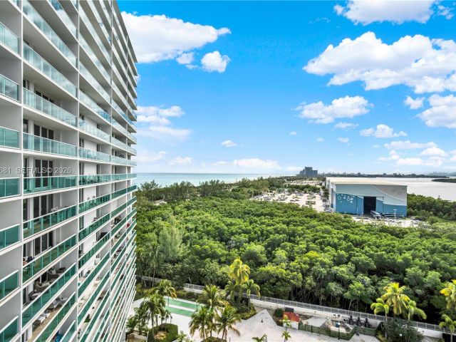 Продажа квартиры #1222 - фото 7368107