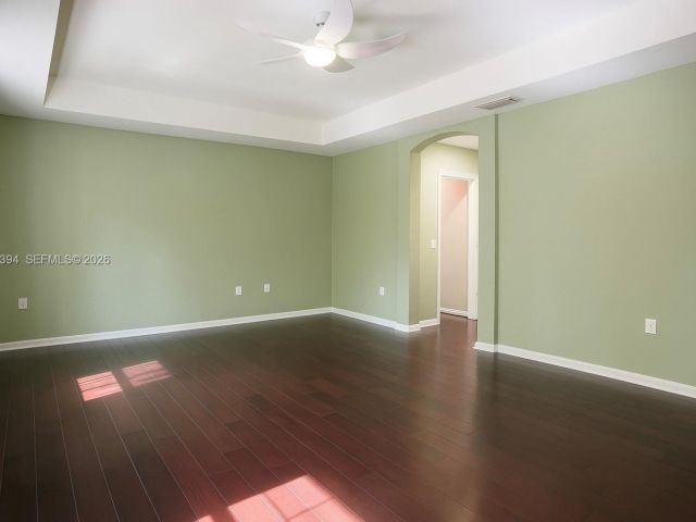 Продажа дома по адресу 1518 Fenton Dr - фото 7322198