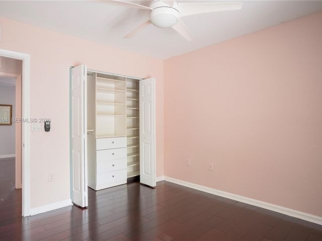 Продажа дома по адресу 1518 Fenton Dr - фото 7322199