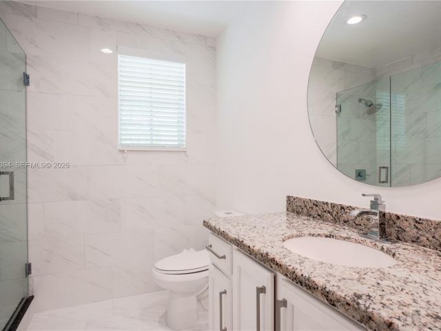 Продажа дома по адресу 1518 Fenton Dr - фото 7322200