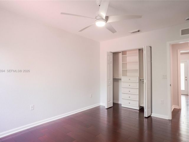 Продажа дома по адресу 1518 Fenton Dr - фото 7322201