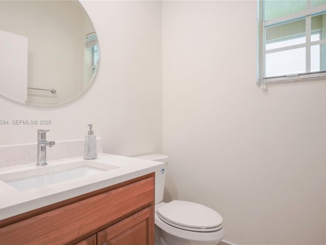 Продажа дома по адресу 1518 Fenton Dr - фото 7322207