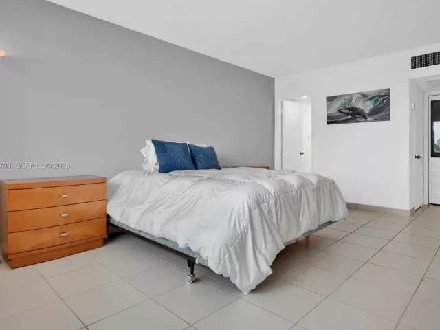 Продажа квартиры #824 - фото 7329587