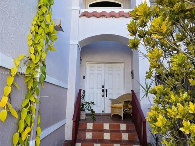 Продажа дома по адресу 10240 SW 154th Cir Ct 103-6 - фото 7439694