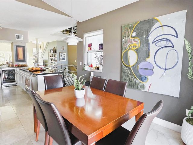 Продажа дома по адресу 10240 SW 154th Cir Ct 103-6 - фото 7439707