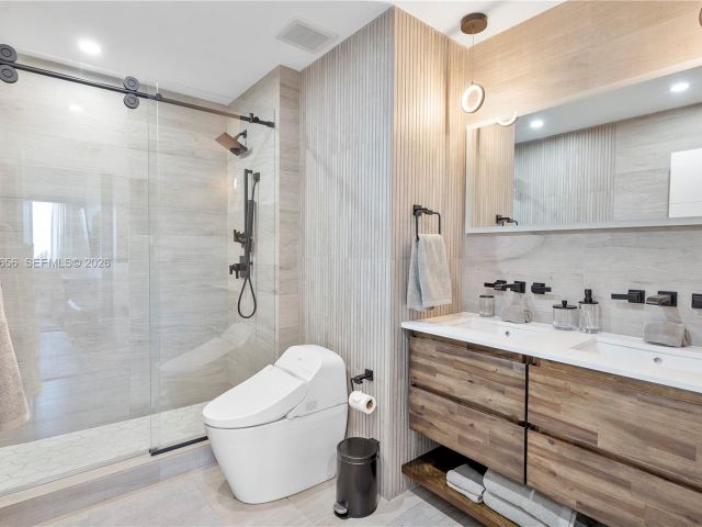 Продажа квартиры #1633 - фото 7331823