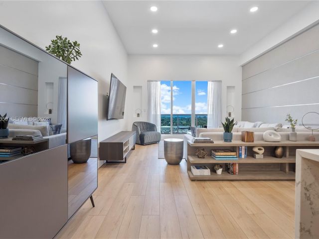 Продажа квартиры #1633 - фото 7331826