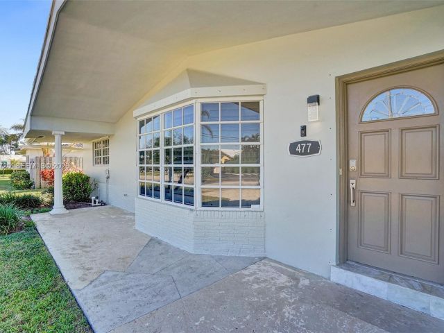 Продажа дома по адресу 477 SE 17th Ter - фото 7327176