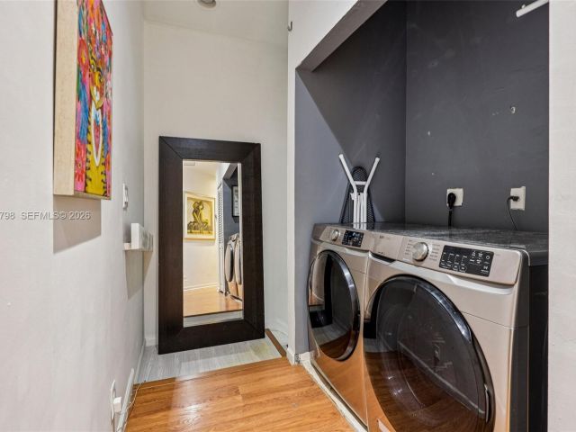 Продажа дома по адресу 2307 Washington St 5 - фото 7327950