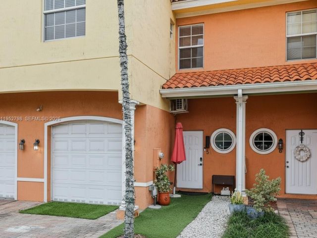 Продажа дома по адресу 2307 Washington St 5 - фото 7327964