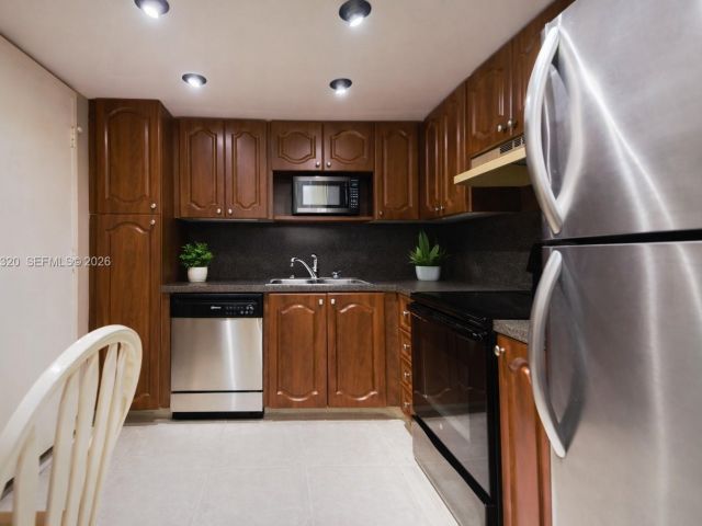 Продажа квартиры #409 - фото 7447023