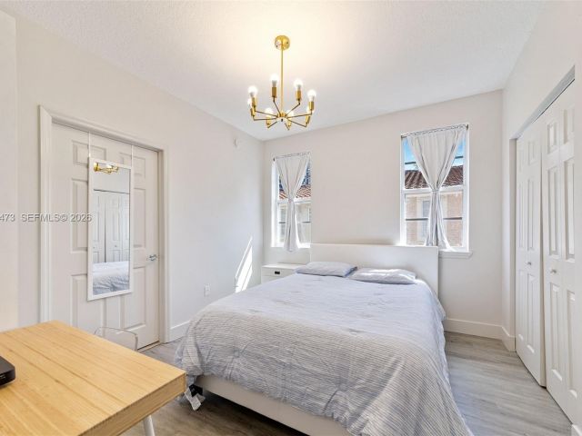 Дом в аренду по адресу 2067 S Ocean Dr TH5 - фото 7329089