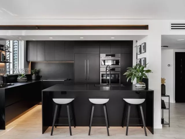 Продажа квартиры #712 - фото 7331236