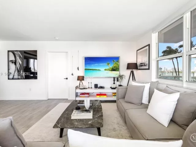 Продажа квартиры #712 - фото 7331223