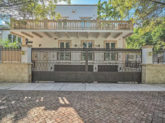 Продажа дома по адресу 1710 S Miami Ave - фото 7329461