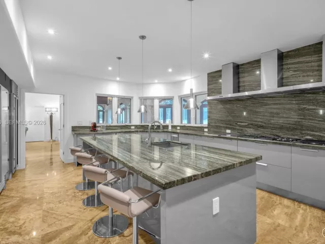 Продажа дома по адресу 1710 S Miami Ave - фото 7329446