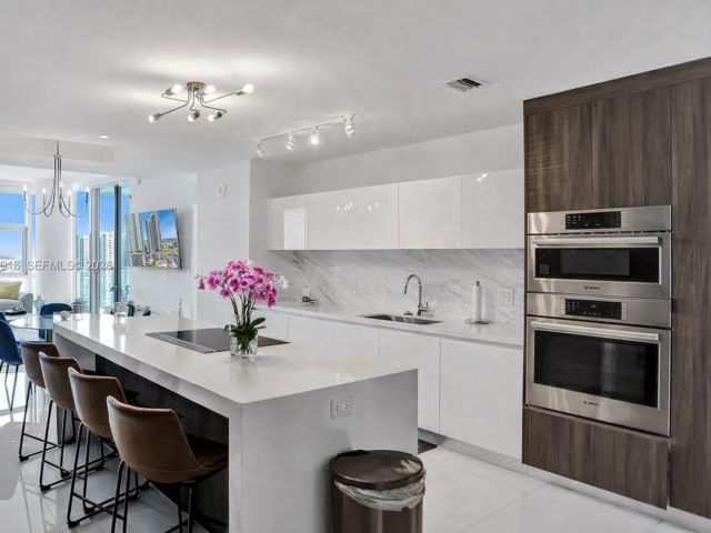 Квартира в аренду номер2401 - фото 7333397