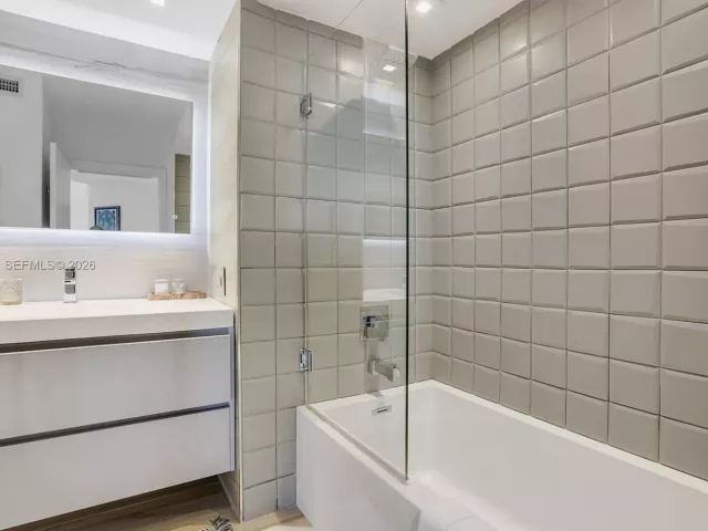 Продажа квартиры #2414 - фото 7343581