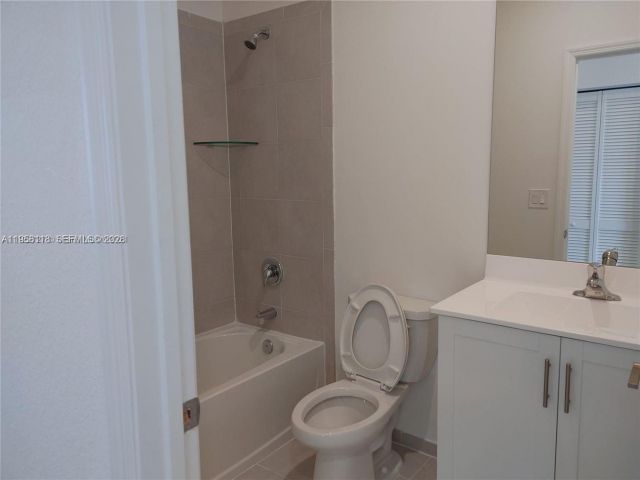 Дом в аренду по адресу 13313 SW 287th TERRACE - фото 7463317