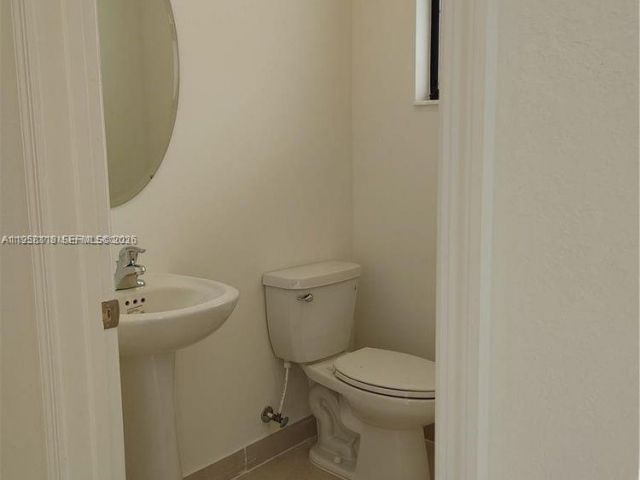 Дом в аренду по адресу 13313 SW 287th TERRACE - фото 7463330