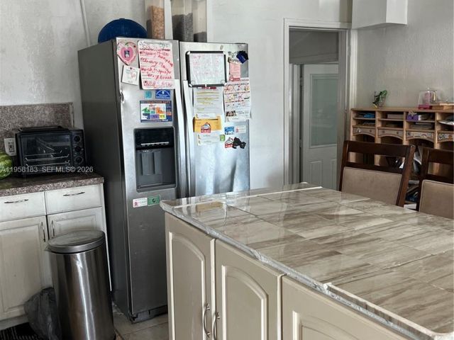 Продажа дома по адресу 1023 N 25th Ave - фото 7462726