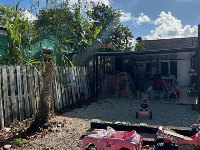 Продажа дома по адресу 1023 N 25th Ave - фото 7462730