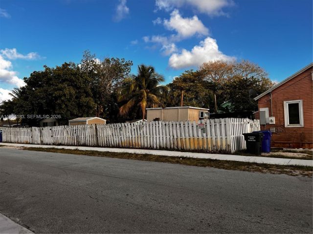 Продажа дома по адресу 1023 N 25th Ave - фото 7462734