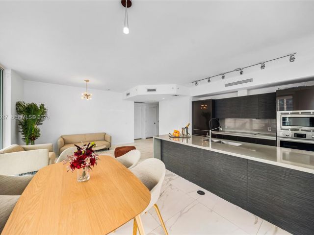 Продажа квартиры #2708 - фото 7337200