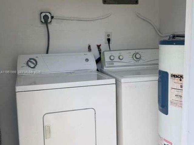 Дом в аренду по адресу 19377 NW 29th Ave - фото 7439646