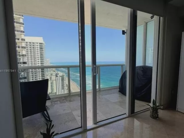 Квартира в аренду номер3810 - фото 7334712