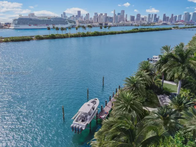 Продажа дома по адресу 16 Palm Ave - фото 7347558